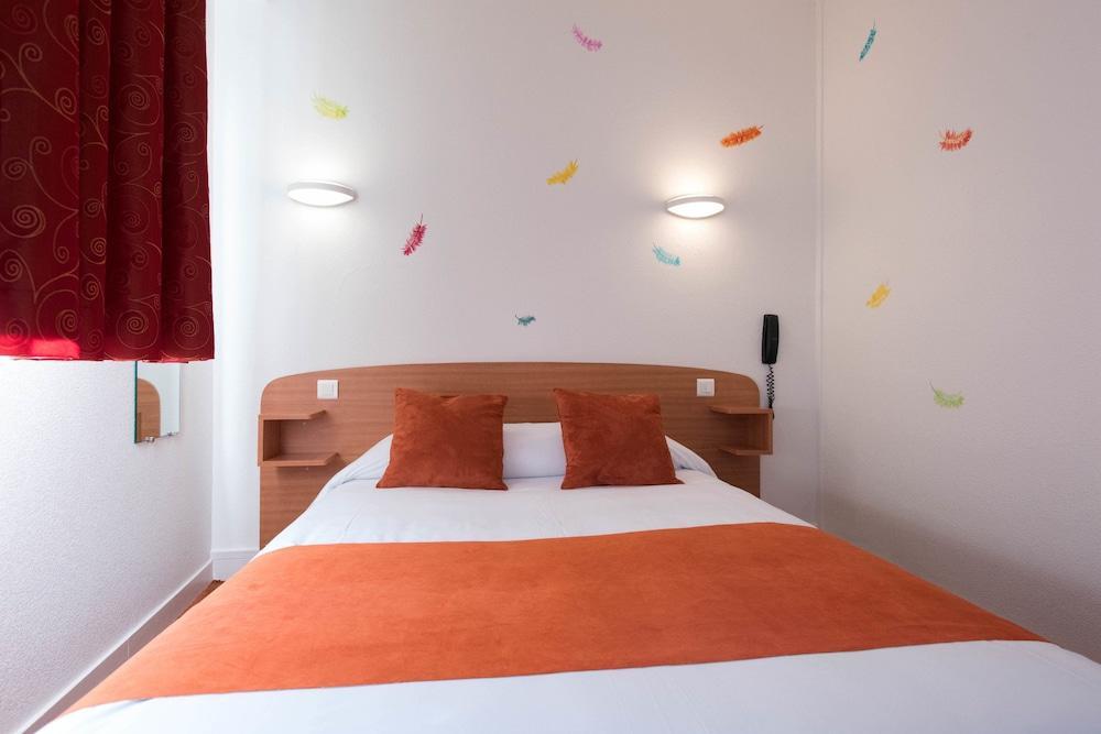 Grand Hotel De La Gare Angers Exterior photo